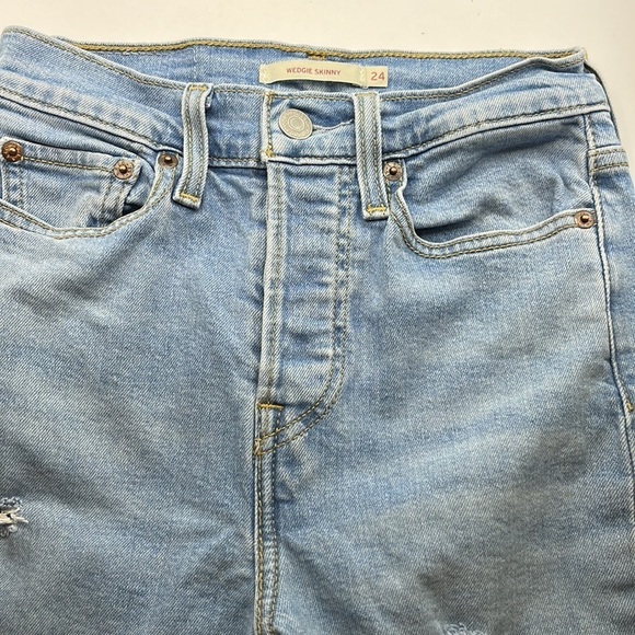 Levi’s Wedgie Skinny Size 24 - Picture 15 of 16
